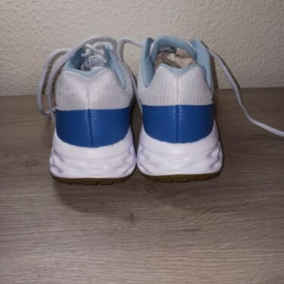 Nike Tennis/Running Shoes - Size 12.5 - Picture 4 of 8